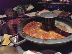 -晓宇重庆火锅(西安荟聚店)