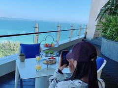 -海棠湾仁恒皇冠度假酒店-270°海景餐厅