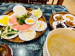 -桥香园云南过桥米线(金马碧鸡店)