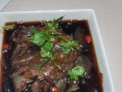 -八府香鸭·啫啫煲(华山路店)