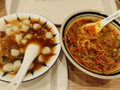 -正南齐北·老街糯米团(洪崖洞店)