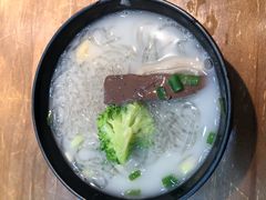 大叔老鸭汤泡饭-鸭小妹鸭血粉丝(老门东店)