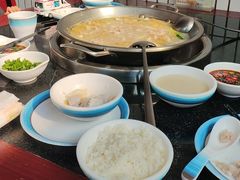 -老来福·非遗酸汤兔(凯旋路店)