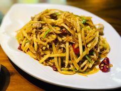 酸萝卜炒粉-炉鼎记私房菜(总店)