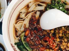 辣椒小鲜肉米粉-呷佬·长沙手工米粉(金沙江路店)