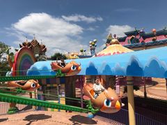 -七彩云南欢乐世界