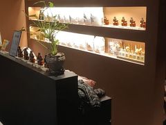 -泰·菩提树下[泰式按摩x精油SPAx肩颈头疗](新景店)