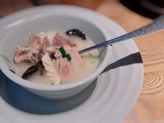 -蜜桃餐厅·伴山(湖滨商业街店)