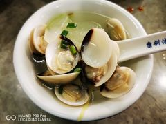 -四川小胡子海鲜(丁村万人海鲜广场店)