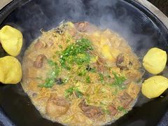 -山妹子铁锅炖