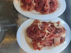 肥牛肉-牛满溢·自助潮汕鲜牛肉火锅(龙汇路店)