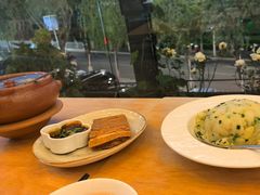 -怡得饭庄·30年老店·宋大妈昆明菜