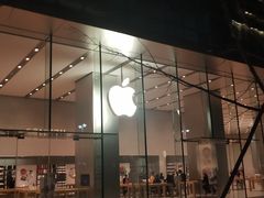 -Apple零售店(华贸购物中心店)