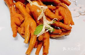 Master Sauce Steamed Chicken Feet
