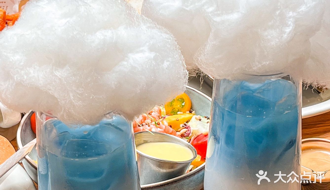 这是什么神仙饮品‼️武汉这家西餐厅绝了‼️
