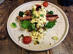 -HIGH FIVE哈福手工汉堡(桂林路店)