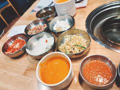 -老炉家木炭烤肉(长江国际店)