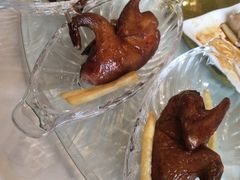手抓炸乳鸽-潮福城大酒楼·潮粤菜·港式点心(阳光城店)
