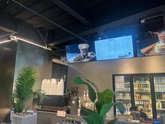 -J Create城市露营咖啡·简餐·宠物(上海动物园店)