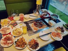 -爱客得牛排海鲜烤肉·火锅自助(春熙路黑金好店)