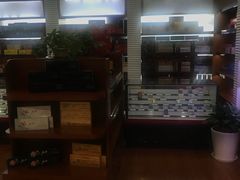 -上海机场烟草专卖(虹桥机场T2店)