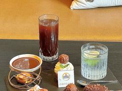 -上海漕河泾万丽酒店