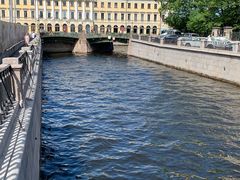 -滴血救世主教堂