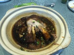 -老码头黑皮肘子锅包肉熏酱水饺(文政街店)