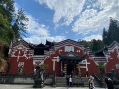 -梭布垭石林景区