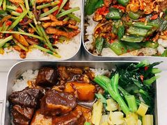 -石笨笨·盖浇饭大王(MOMOPARK店)