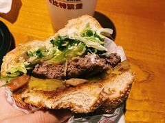 -The Habit Burger Grill 哈比特汉堡(复兴soho店)