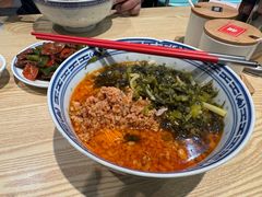 -鲁达面馆本帮风味(共康东路店)