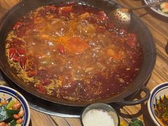 -旧街市鲜货老火锅(大光路店)