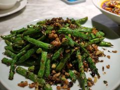 干煸肉末四季豆-蔴将·川菜(黄龙万科店)