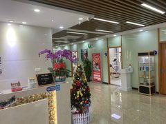 -茂菊口腔连锁(浦东南路店)