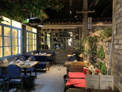 -茅炒屋龙虾·烧烤·湘菜(新河路店)