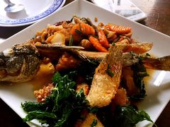 -Dang restaurant (patong phuket)
