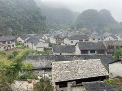 -高荡千年布依古寨旅游景区