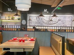 大堂-山城外·非遗酸菜鱼(蜀都万达店)