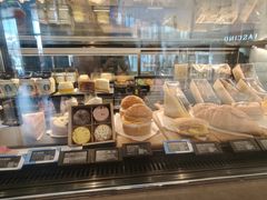 -星巴克臻选(上海合生汇1F店)