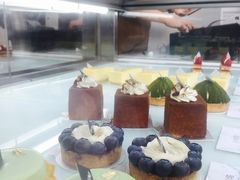 -UNI UNI(环亚凯瑟琳店)