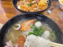 -周记蟹仔粉(侨港风情街店)
