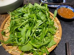 -大匠工房古船木艺术餐厅·猪肚鸡专门店(长白仙岛店)