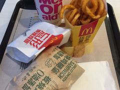 -麦当劳(百联西郊购物中心店)