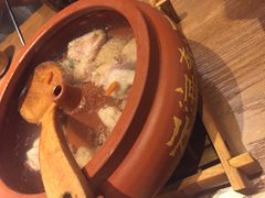 -云海肴·汽锅鸡·云南菜(天山百盛优客店)