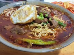 红烧肥肠小面-丁丁猫重庆小面(徐州路店)