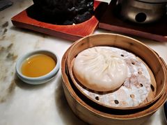 蟹黄汤包-绿茶餐厅(松江万达店)