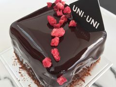 -UNI UNI(环亚凯瑟琳店)