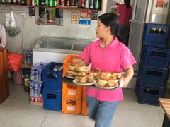 -宝瑞门钉肉饼店