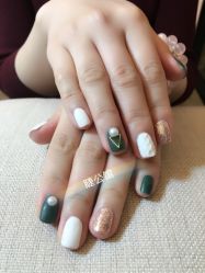 -睫乐园•睫公馆•美睫美甲沙龙
